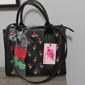 Betsey Johnson Tulip Satchel New 🌷🌷🌷🌷⚘️⚘️⚘️⚘️